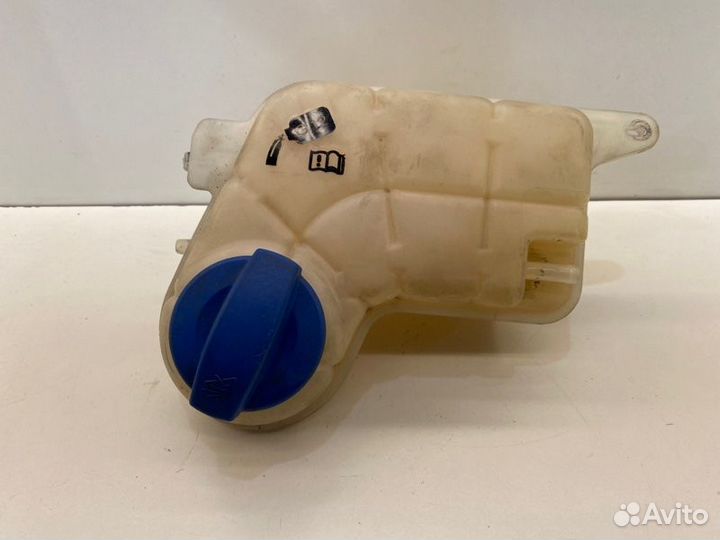 Бачок расширительный Audi A6 C6 2.0 2008