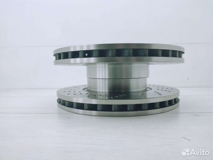 Диски тормозные + колодки MB C207 W212 W204 перфы