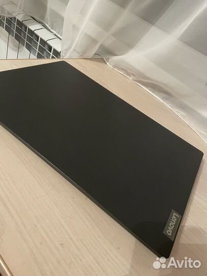 Ноутбук lenovo