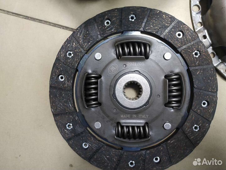 Комплект сцепления без выжимного