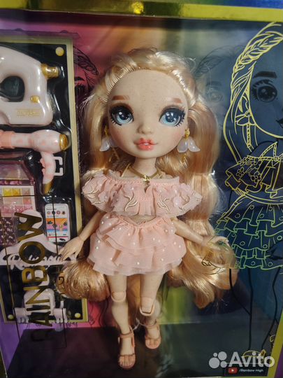 Кукла Rainbow high Victoria Whitman