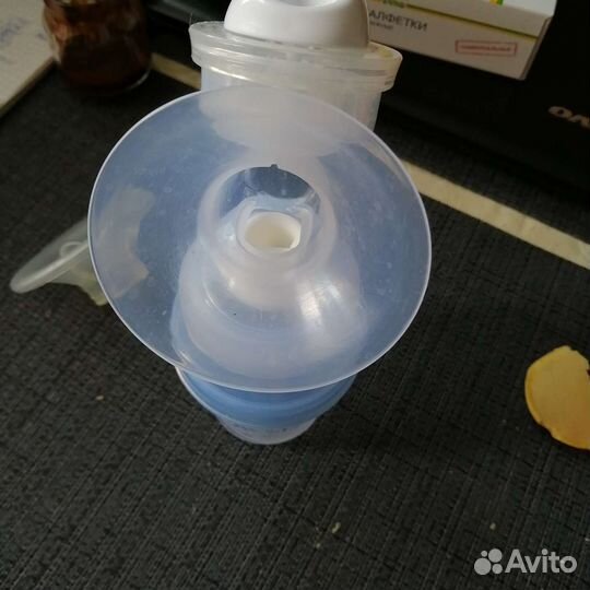 Молокоотсос ручной avent и накладки