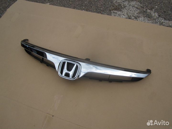 Решётка радиатора аналог Honda Civic 8 4D дорест