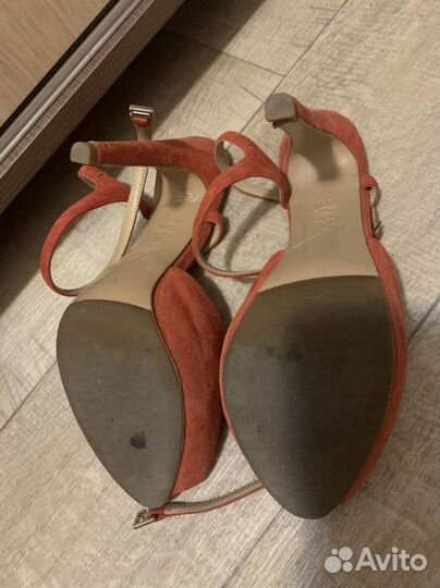 Corso como босоножки 36,5