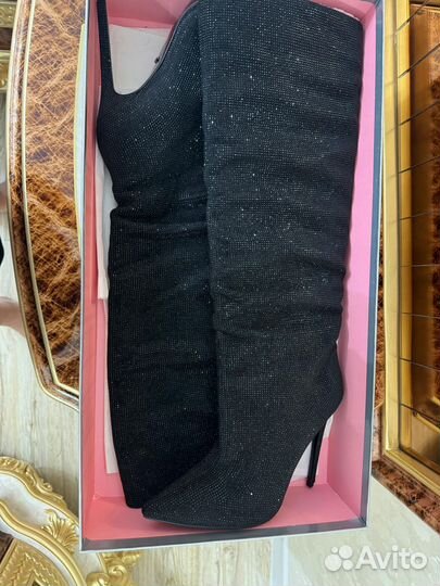 Итальянский обувь