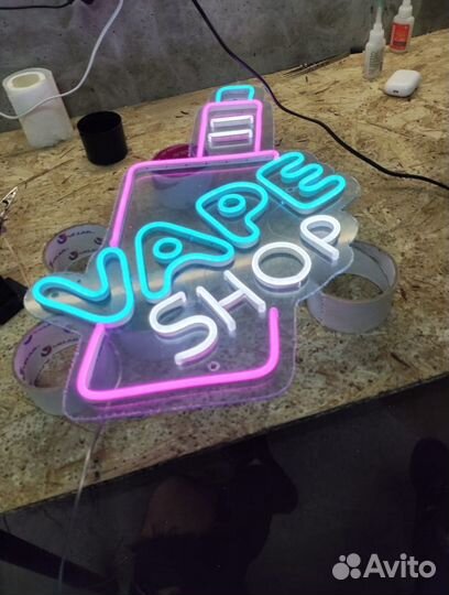 Неоновые вывески на заказ и в наличии