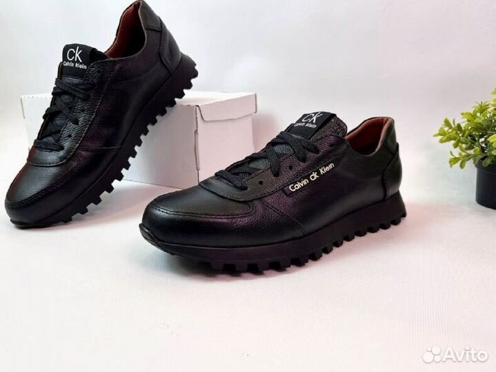 Кроссовки Calvin Klein осенние
