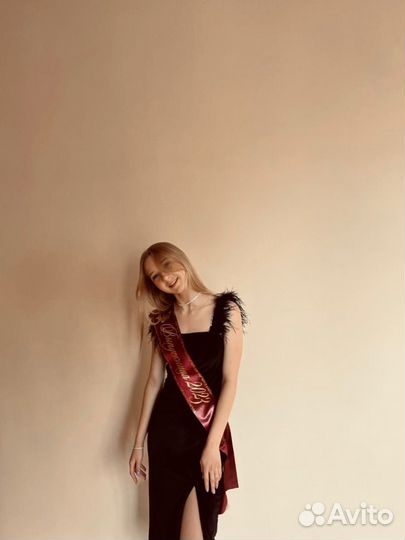 Вечернее платье