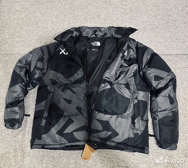 Пуховик The North Face Tnf Kaws