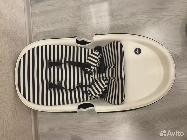 Прогулочная коляска 2 в 1 mima xari