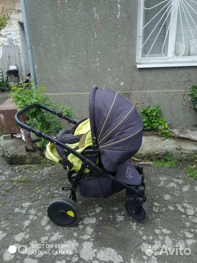 Детская коляска Zippy