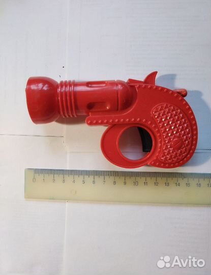 Пистолет игрушечный времен СССР