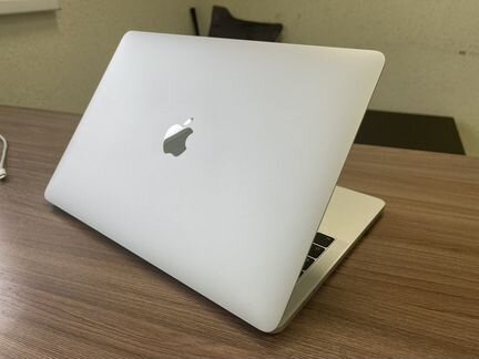 Macbook pro 13 touch bar 512gb
