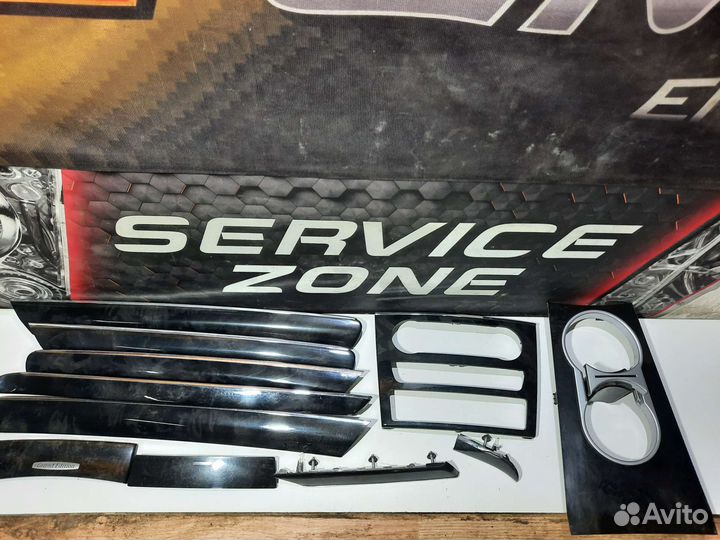 Элементы декора (тёмное дерево Mercedes-Benz W164