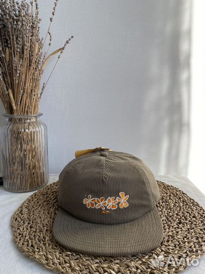 Кепка новая с биркой Quiksilver