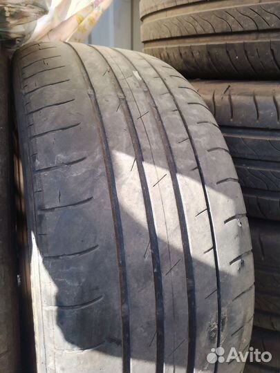 Nexen N Fera RU1 215/50 R17
