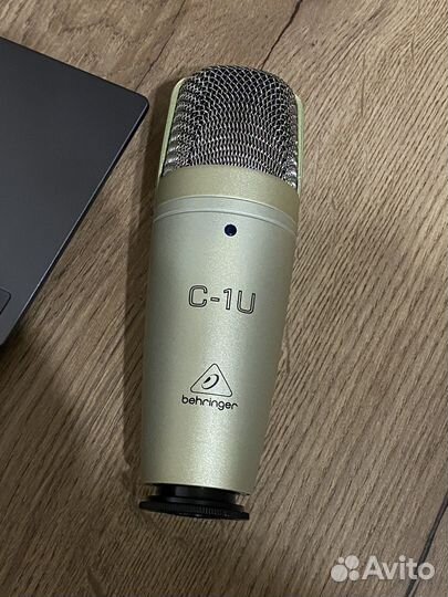 Студийный микрофон behringer C-1U