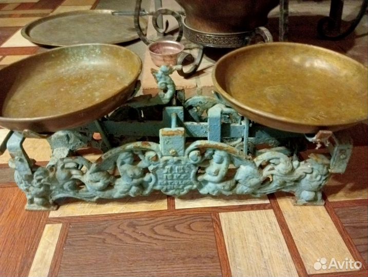 Весы старинные