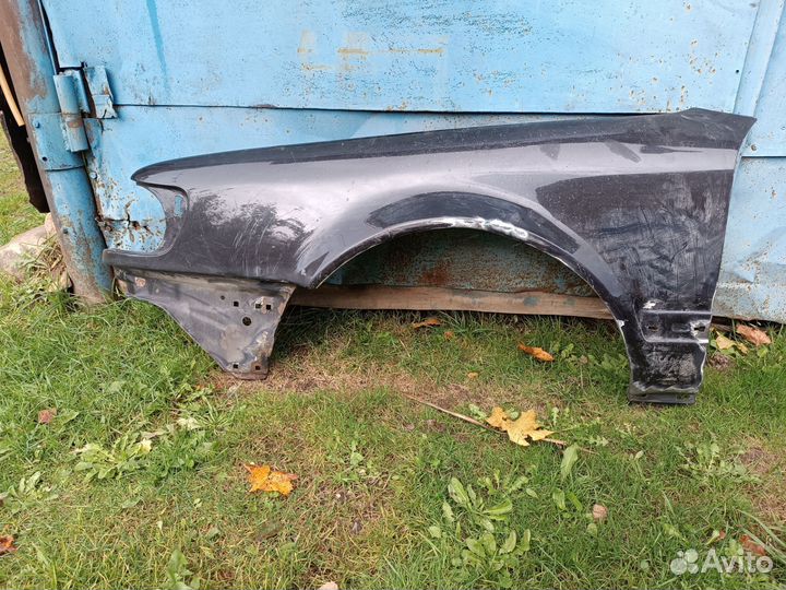 Крыло левое audi s4 c4