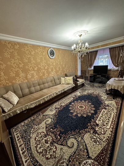 3-к. квартира, 100 м², 4/5 эт.