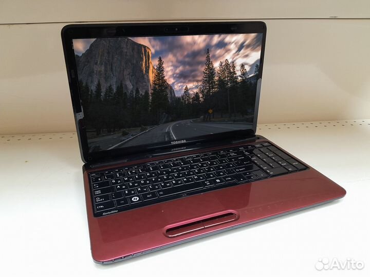 Ноутбук Toshiba / Core I3 / 4Gb /nvidia/дo 8Gb+SSD