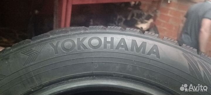 Yokohama Ice Guard IG65 215/60 R16 96T