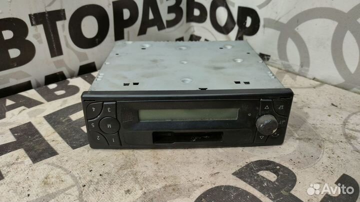 Магнитола Mercedes Vito W638