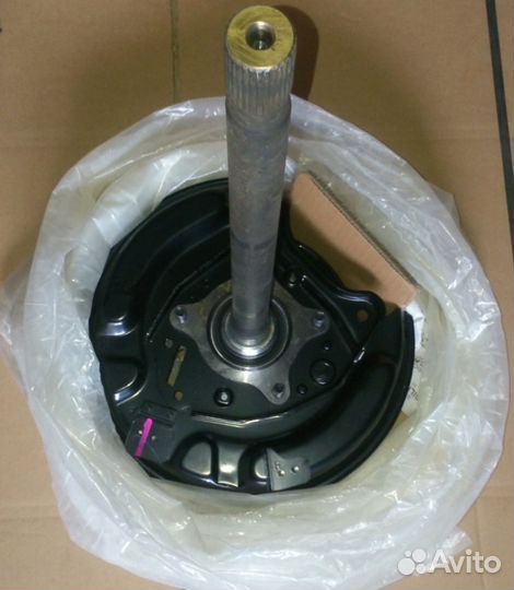 Полуось зад прав toyota Hilux 0400543360