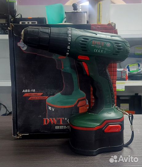 Шуруповерт DWT