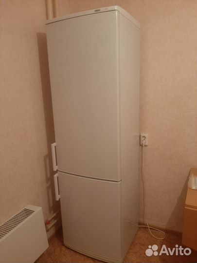 Холодильник atlant двухкамерный бу