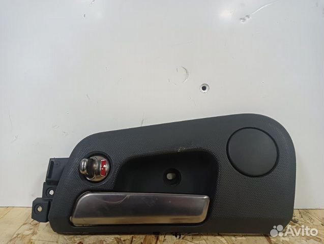 Ручка внутренняя двери задняя левая Ssangyong