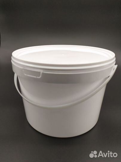 Банки пластиковая тара