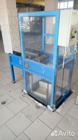 Вертикальный конвеер для коробов