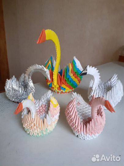 Лебедь из модульного оригами