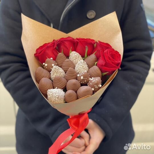 Нежные Букеты из клубники в шоколаде