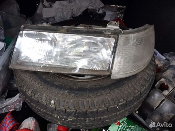 Фары на ваз 2110,в наличии правая передняя