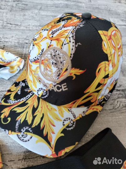 Детский костюм для девочки с кепкой versace