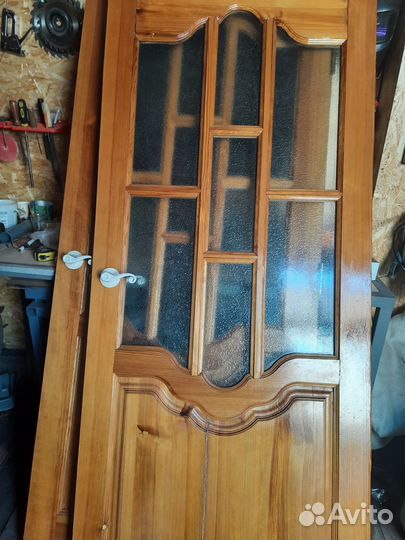 Двери межкомнатные деревянные