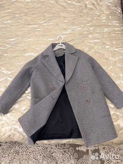 Пальто на девочку 140 см демисезонное