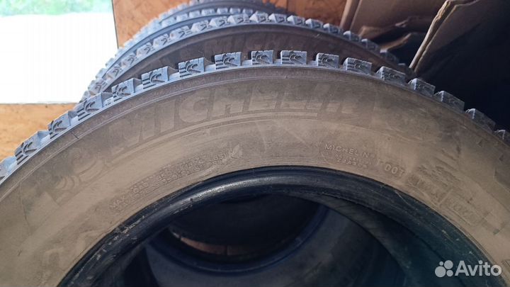 Michelin X-Ice 225/65 R17