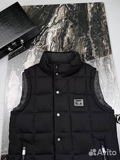 Жилетка Prada