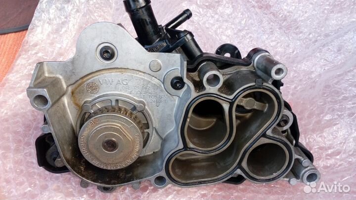 Насос водяной/помпа (в сборе) Шкода рапид 1,6