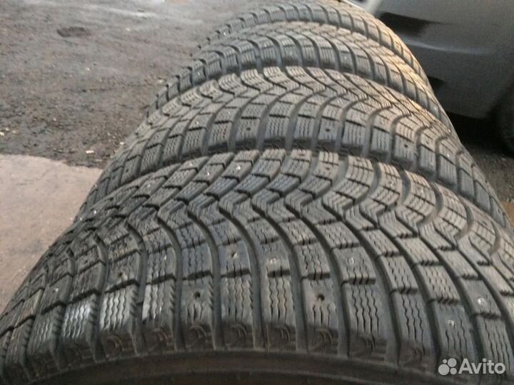 Michelin Latitude X-Ice North 2 275/45 R21, 4 шт