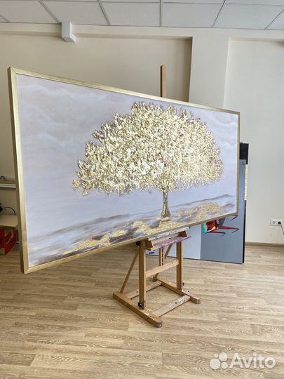 Картина маслом золотое дерево