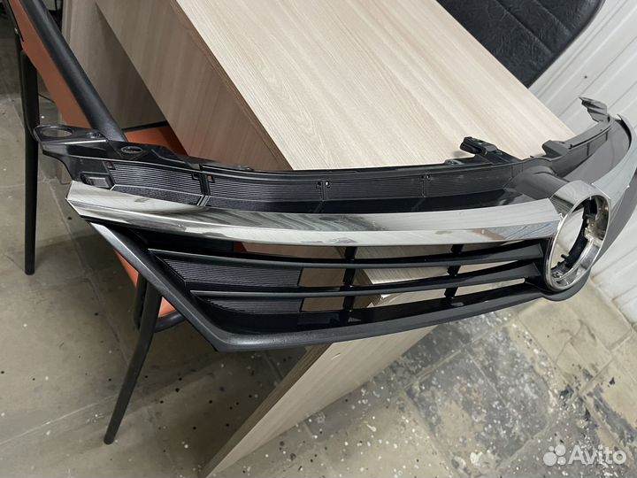 Решетка радиатора Toyota Camry V55 2014-2017