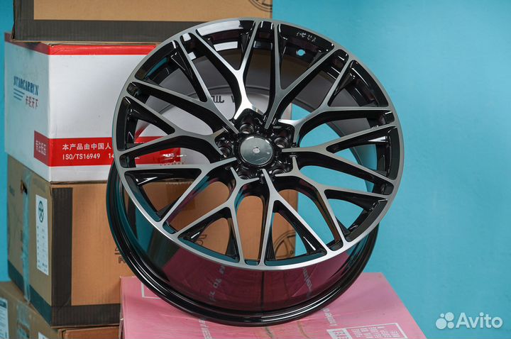 Литые диски HRE S200 R18 8.5 5x114.3 *B140