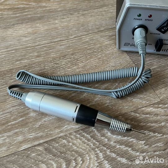 Аппарат для маникюра и педикюра