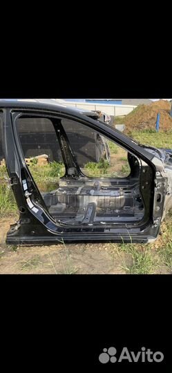 Стойка кузова средняя, передняя правая/левая