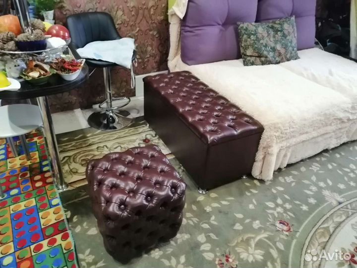 Пуфик в каретной стяжке