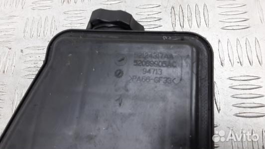 Бачок гу jeep grand cherokee WK (4SV16NO01)